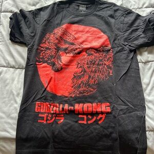 Godzilla Vs kong t shirt